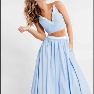 Prom Dress Never worn With tags!